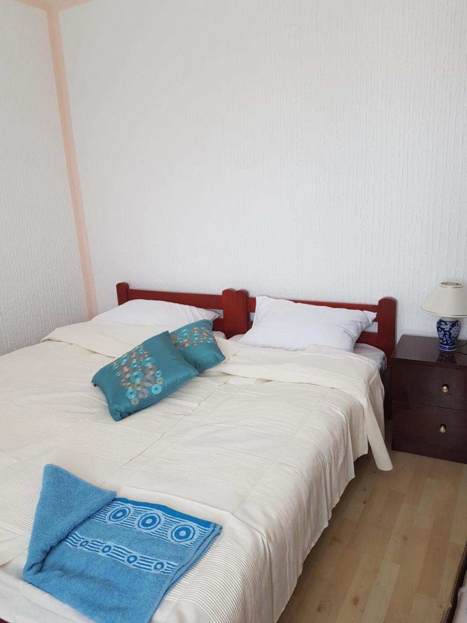 Golden Danube Bed and Breakfast Veliko Gradište Exteriör bild